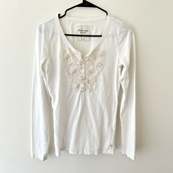 Abercrombie & Fitch Womens Y2K Henley Size M Rosette Moose Logo Twilight 2000s - Picture 1 of 9